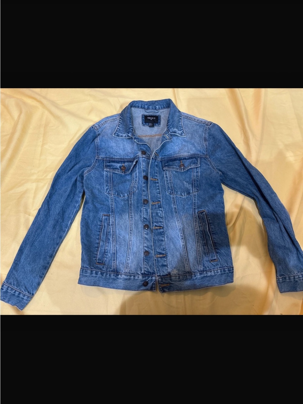 Forever 21 Men's Blue Denim Jacket - Casual Button-Up Truckers Jacket size small